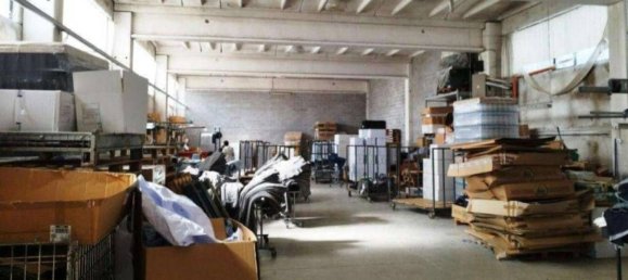 Lagerhaus in Sant'Angelo in Vado, Italy 923m², Nr. 380420 4