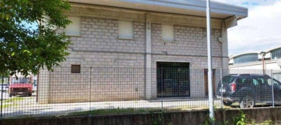 Lagerhaus in Sant'Angelo in Vado, Italy 923m², Nr. 380420 10