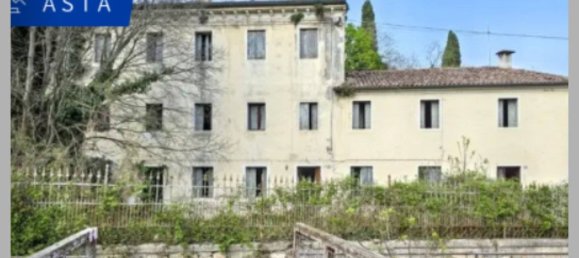 6 bedrooms Apartment in Barbarano Mossano, Italy No. 371036 4