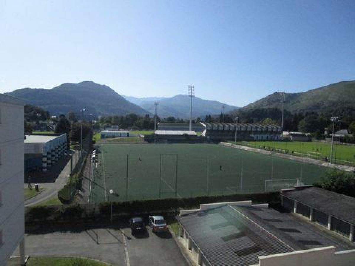 Кондоминиум  с 3 спальнями в Лурд, Франция № 36995