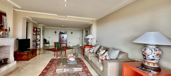 3 bedrooms Penthouse in Marbella, Spain No. 217429 8