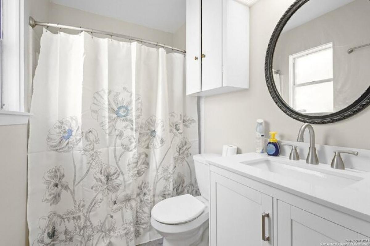 3 bedrooms House in San Antonio, USA No. 382122