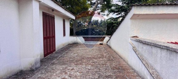 Villa de 4 dormitorios en Putignano, Italy No. 353266 5