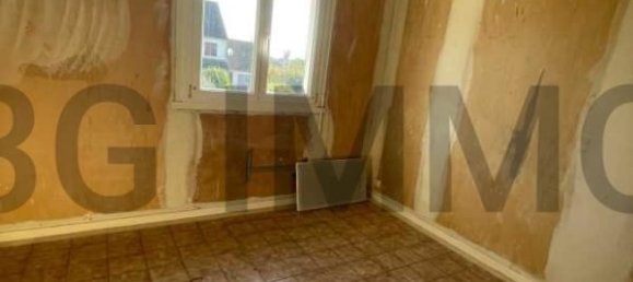 4 bedrooms House in Villiers-en-Lieu, France No. 157319 12