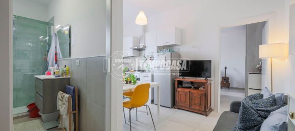 2 rooms Apartment in Bologna, Italy No. 285929 14