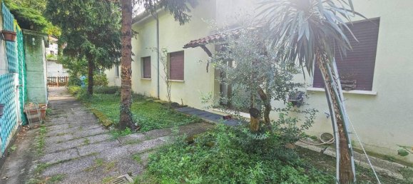 3 rooms Apartment in Trieste, Italy No. 30833 28