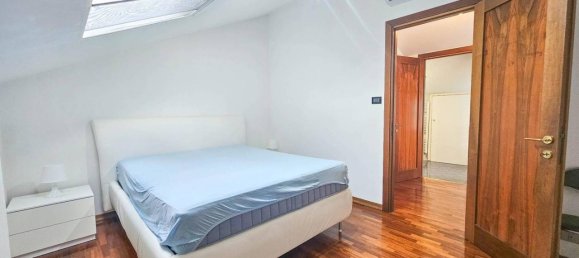 3 rooms Apartment in Trieste, Italy No. 30833 90