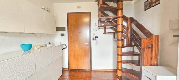3 rooms Apartment in Trieste, Italy No. 30833 46