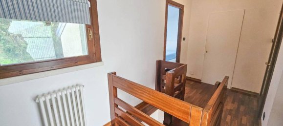 3 rooms Apartment in Trieste, Italy No. 30833 93