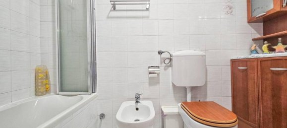 3 rooms Apartment in Trieste, Italy No. 30833 68