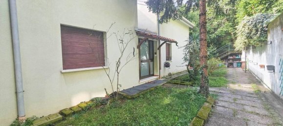 3 rooms Apartment in Trieste, Italy No. 30833 27