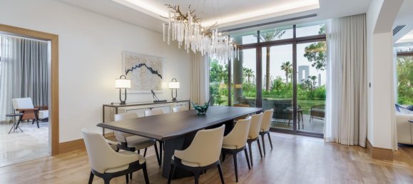 5 bedrooms Villa in Dubai, UAE No. 38611 11