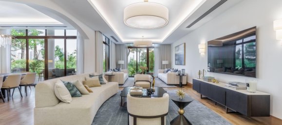 5 bedrooms Villa in Dubai, UAE No. 38611 16