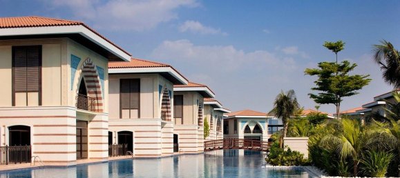 5 bedrooms Villa in Dubai, UAE No. 38611 9