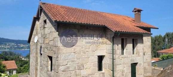 5 bedrooms House in Cangas, Spain No. 142587 9