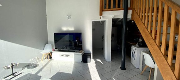 2 Schlafzimmer Gebäude in Blois, France, Nr. 100435 5