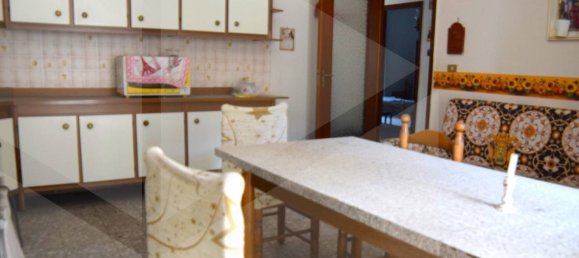 3 rooms Apartment in Casandrino, Italy No. 18539 6