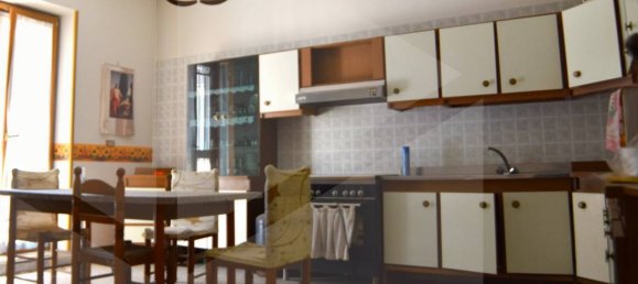 3 rooms Apartment in Casandrino, Italy No. 18539 8