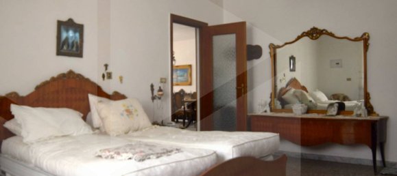 3 rooms Apartment in Casandrino, Italy No. 18539 18
