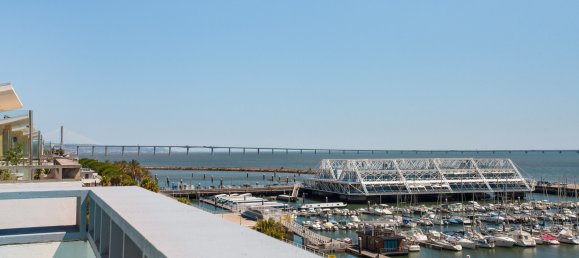 4 غرف نوم منزل ذو طابقين في Lisbon, Portugal رقم 125949 14