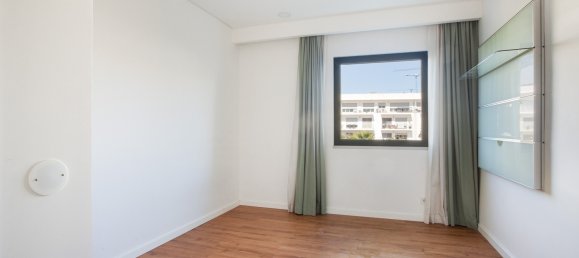 4 غرف نوم منزل ذو طابقين في Lisbon, Portugal رقم 125949 42