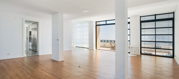 4 غرف نوم منزل ذو طابقين في Lisbon, Portugal رقم 125949 16