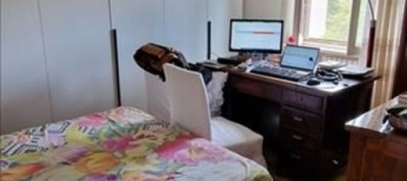 3 rooms Apartment in Siena, Italy No. 92733 9