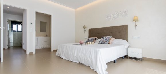 3 bedrooms Villa in Dehesa De Campoamor, Spain No. 8649 23