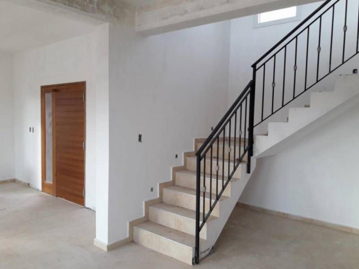 3 bedrooms House in Tigre, Argentina No. 2670