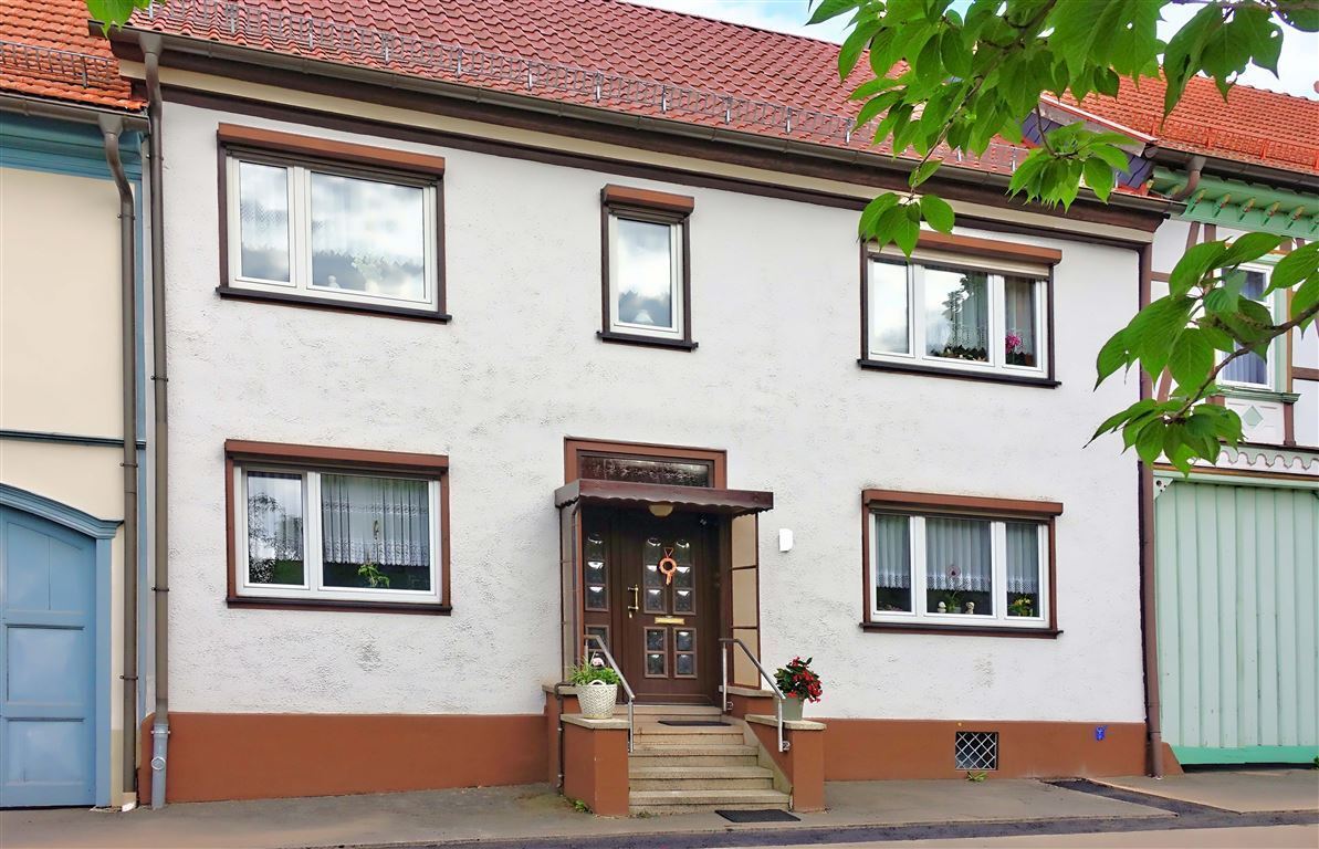 8-salle Maison à Schmalkalden-Meiningen, Germany No. 203223