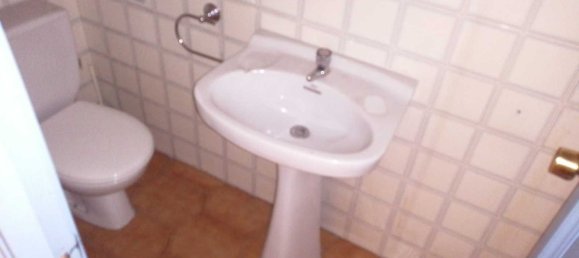 Gewerbliche Immobilie in Leon, Spain 27m², Nr. 77453 5