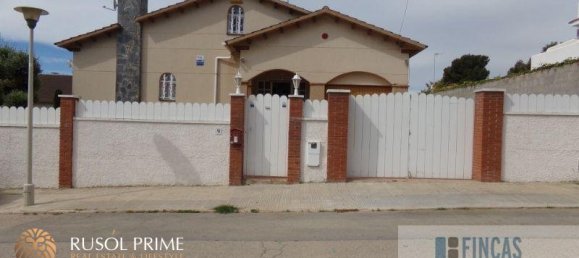 3 غرف نوم منزل في Coma-Ruga, Spain رقم 230 19