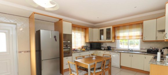 3 bedrooms Villa in Lagoa, Portugal No. 7692 8