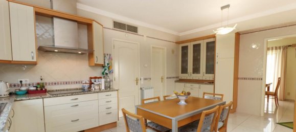 3 bedrooms Villa in Lagoa, Portugal No. 7692 9