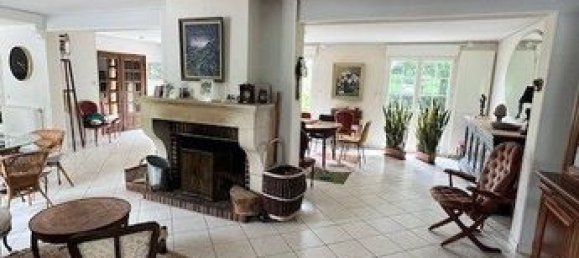 4 Schlafzimmer Haus in Soissons, France, Nr. 304437 3