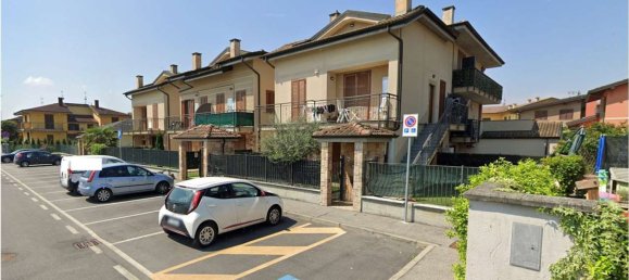 3 bedrooms Apartment in Massalengo, Italy No. 375722 8