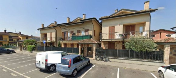 3 bedrooms Apartment in Massalengo, Italy No. 375722 4