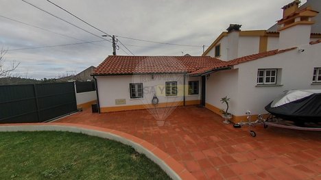 Casa de 3 dormitorios en Tomar, Portugal No. 184022