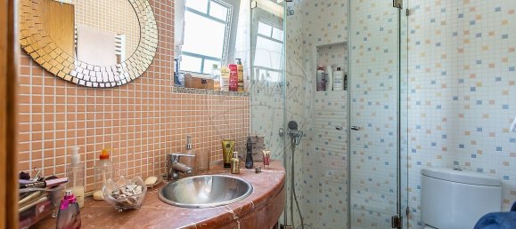 Дом с 4 спальнями в Алмада, Португалия № 22607 22