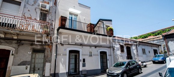 4 Schlafzimmer Gebäude in Catania, Italy, Nr. 52195 24