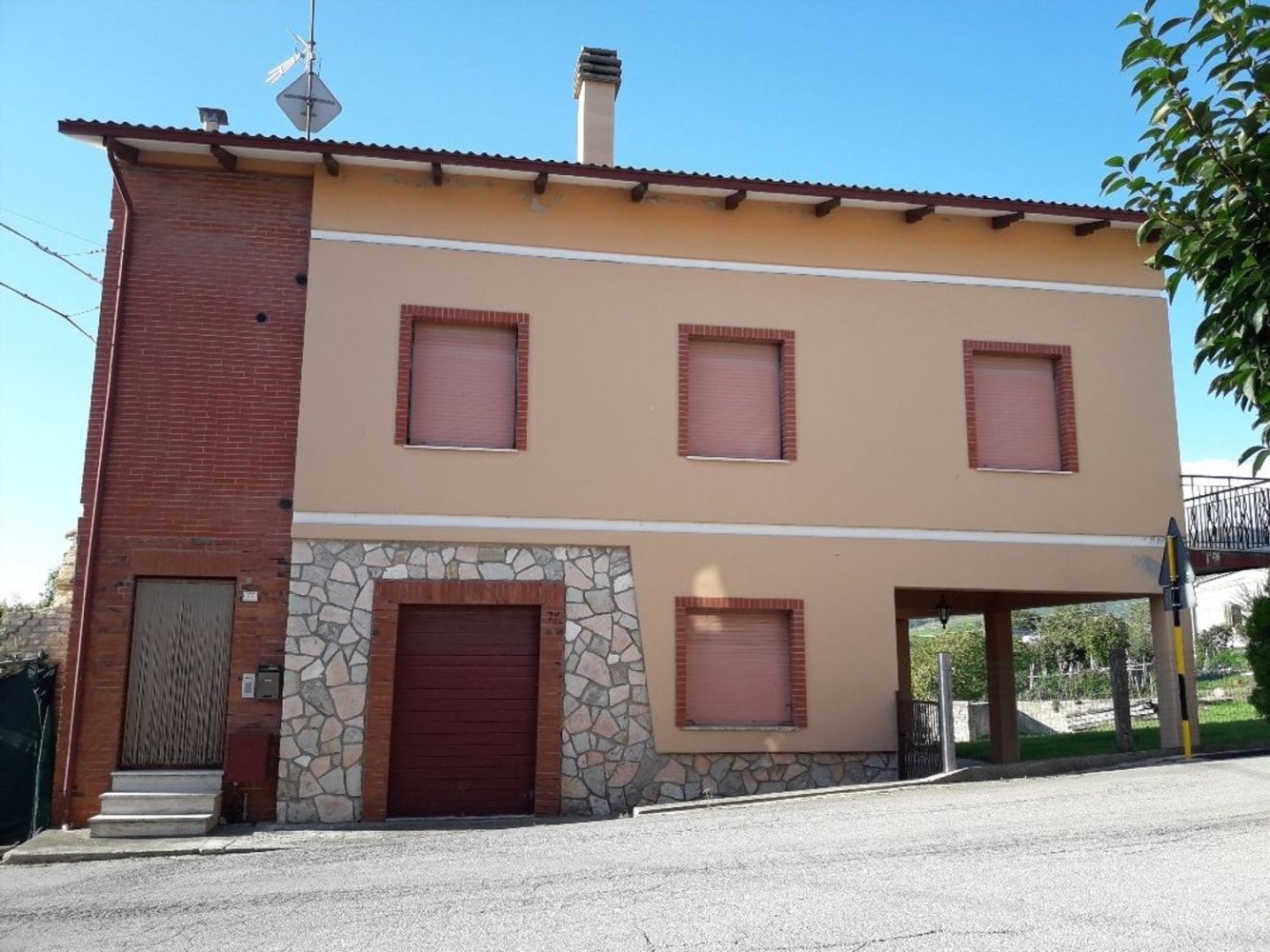 3-Zimmer Haus in Cingoli, Italy, Nr. 65479