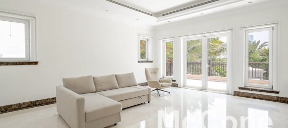 5 bedrooms Villa in Emirates Hills, UAE No. 26081 6