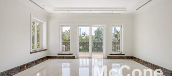 5 bedrooms Villa in Emirates Hills, UAE No. 26081 3