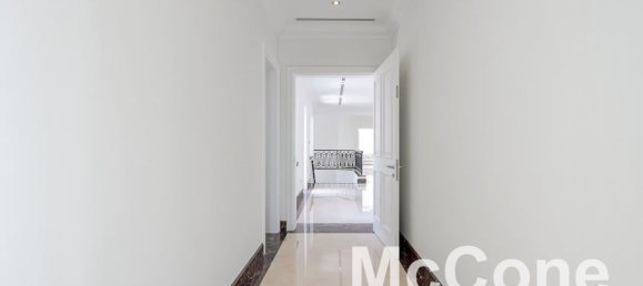 5 bedrooms Villa in Emirates Hills, UAE No. 26081 10