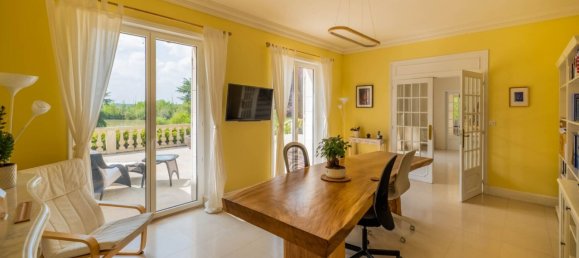 8 bedrooms House in Azay-le-Rideau, France No. 79134 12