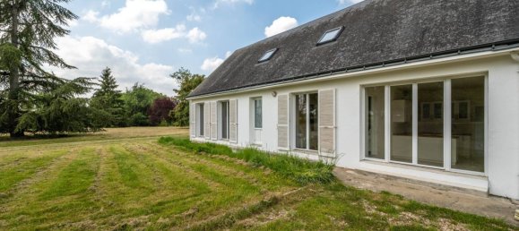 8 bedrooms House in Azay-le-Rideau, France No. 79134 28