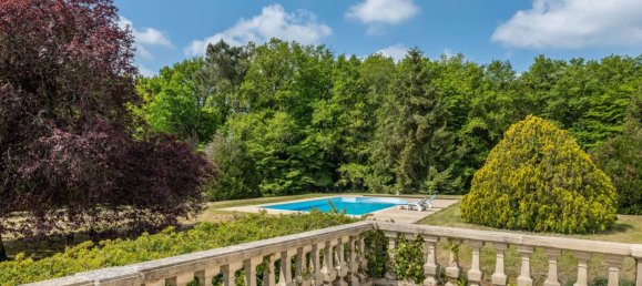 8 bedrooms House in Azay-le-Rideau, France No. 79134 26