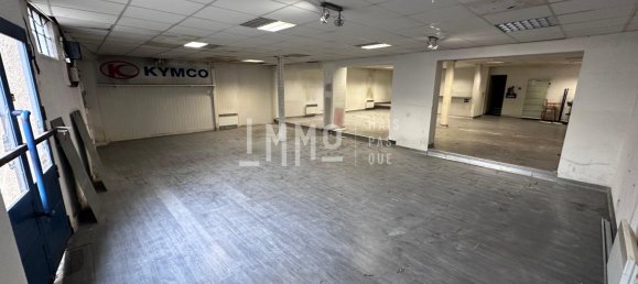 Коммерческая недвижимость 350м² в Сарта, Франция № 107586 3