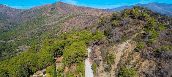  Land in Estepona, Spain No. 153696 2