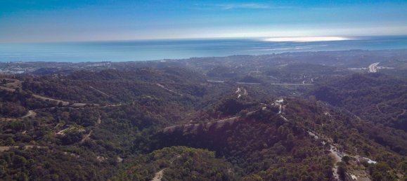  Land in Estepona, Spain No. 153696 4